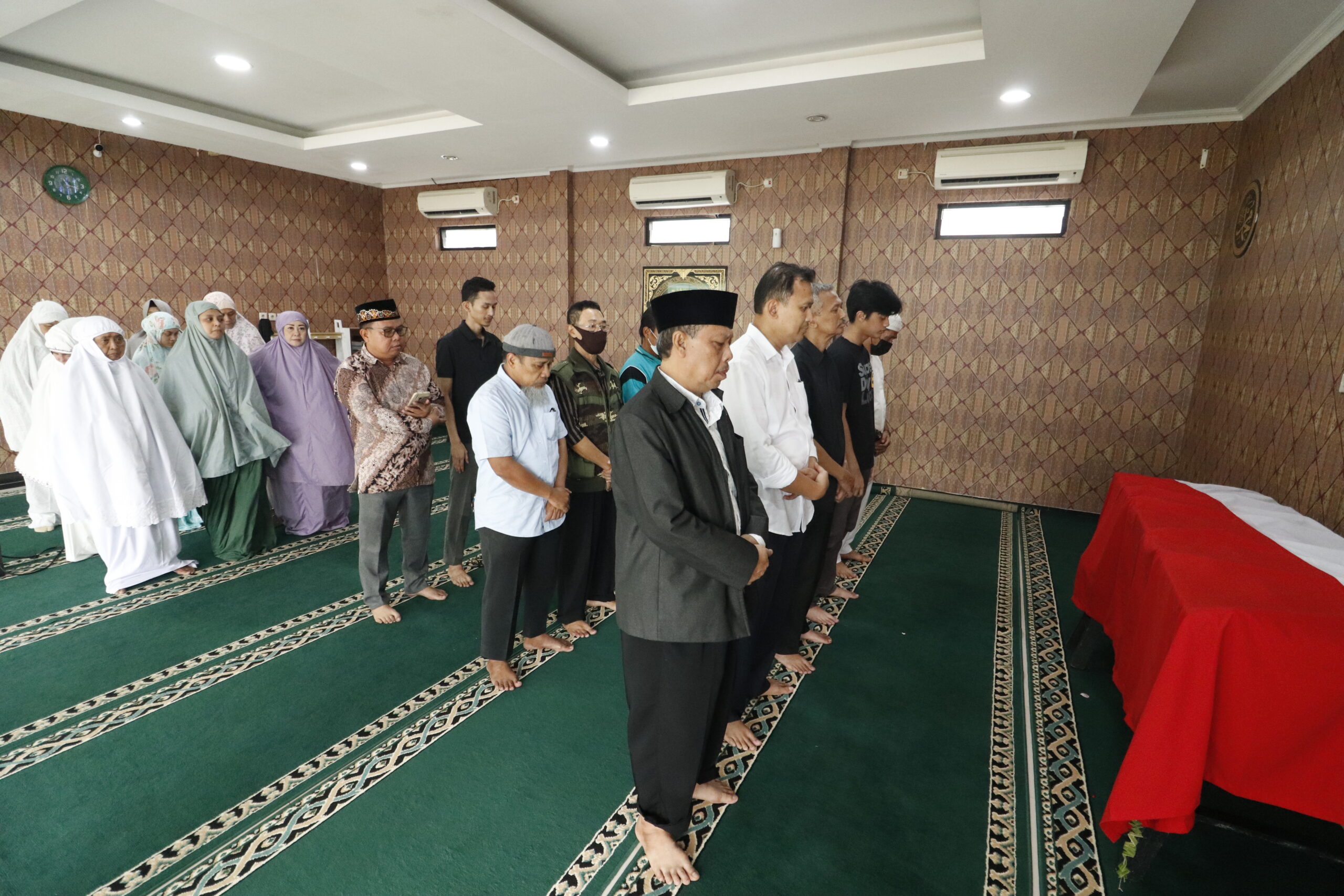 Tidak Hafal Doa Sholat Jenazah, Begini Cara Melaksanakannya
